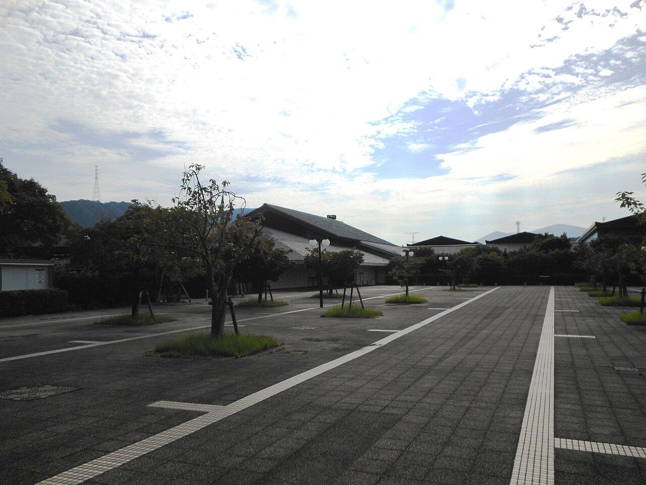 佐賀県立九州陶磁文化館
